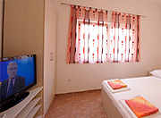 Lovrić apartmani - apartman 2