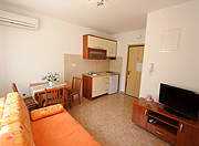 Lovrić apartmani - apartman 4