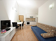 Lovrić apartmani - apartman 7