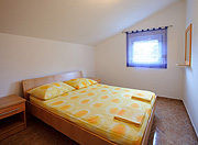 Lovrić apartmani - apartman 7