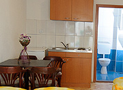Lovrić apartmani - studio apartman 2